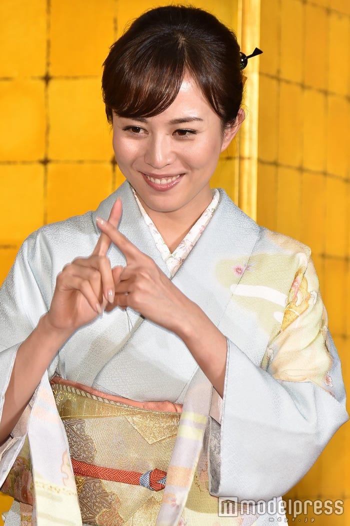 比嘉愛未(C)モデルプレス