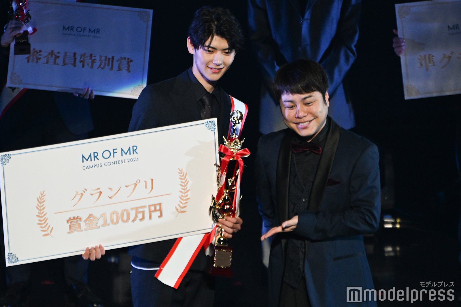 柴田龍之介さん、井上裕介（C）モデルプレス