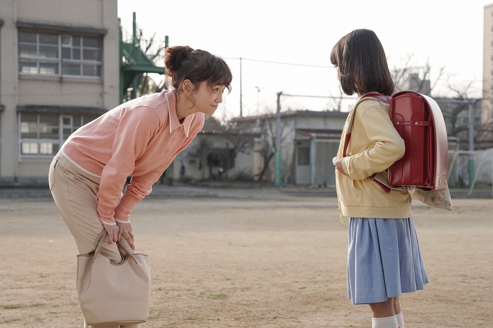 永作博美、浅田芭路／「舞いあがれ！」第1話（C）NHK