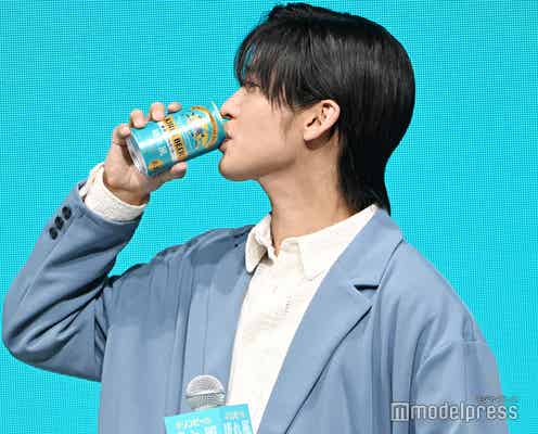 Snow Man目黒蓮、会見で飲みっぷり披露「本当に聞いてください」