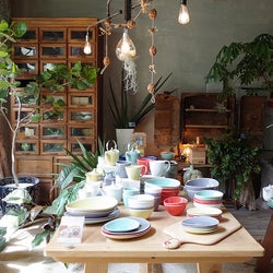 お部屋が見違える!?おしゃれ食器からカフェまで、話題の複合施設でセンスを磨こう♪