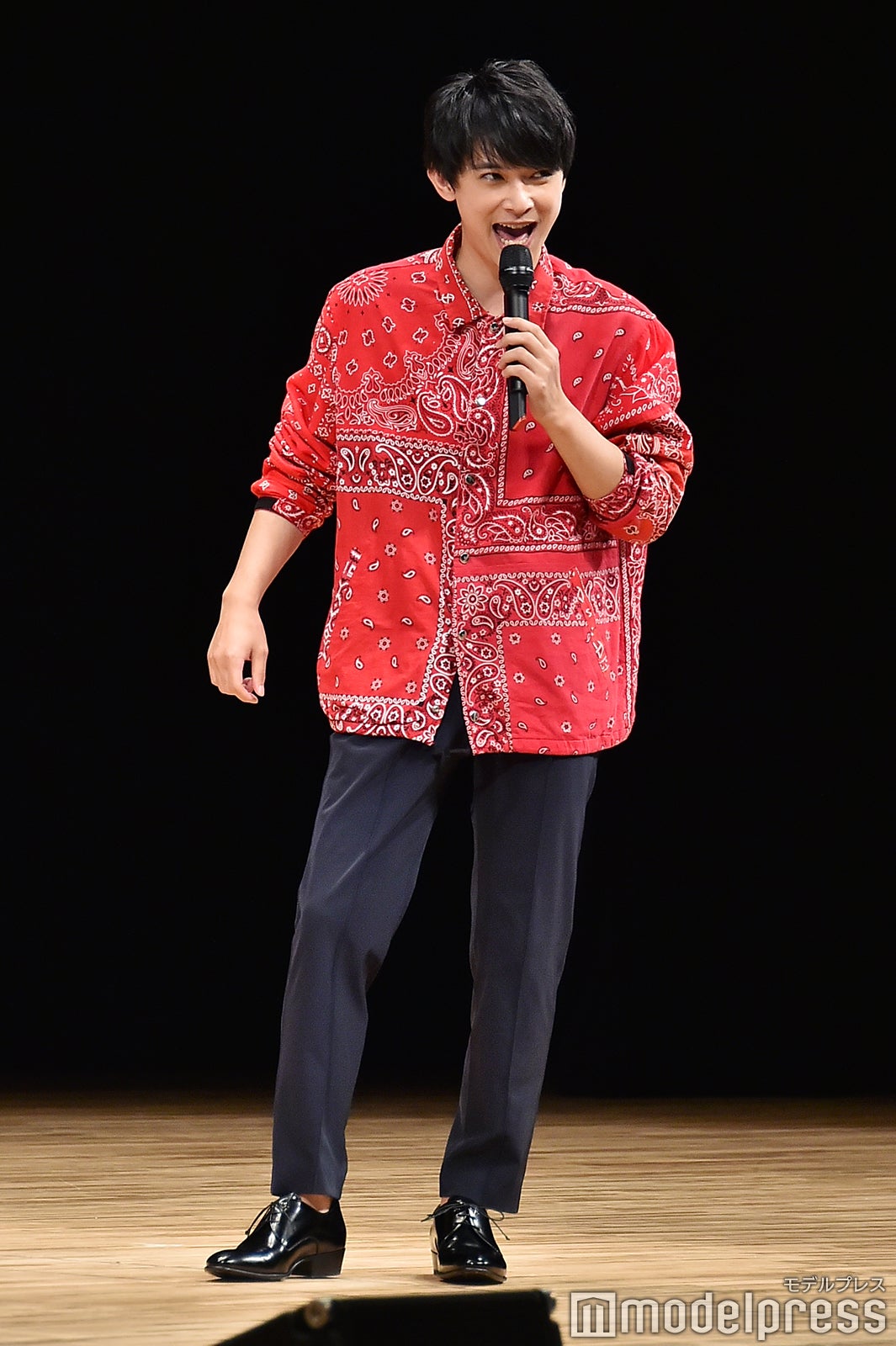 朗読劇の緊張から解放された吉沢亮（C）モデルプレス