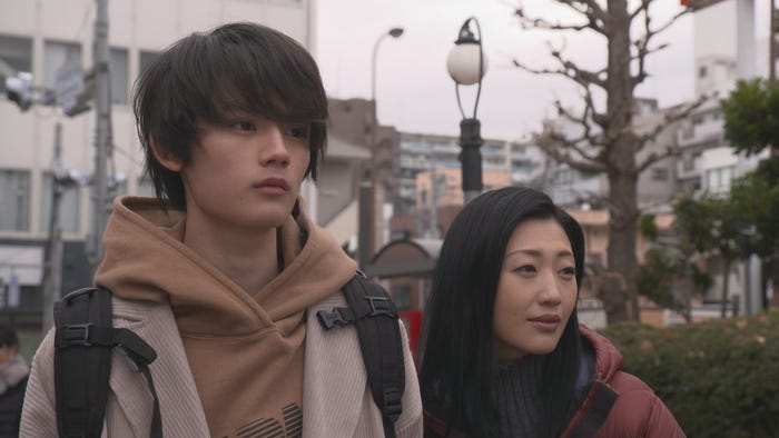 藤原大祐、壇蜜/ドラマ『中3、冬、逃亡中。』より(C)ひかりTV