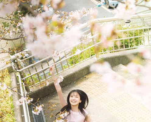 乃木坂46久保史緒里のギャップにドキッ 決定的瞬間収めた1st写真集裏表紙4種&秋元康氏の帯コメント公開<交差点>