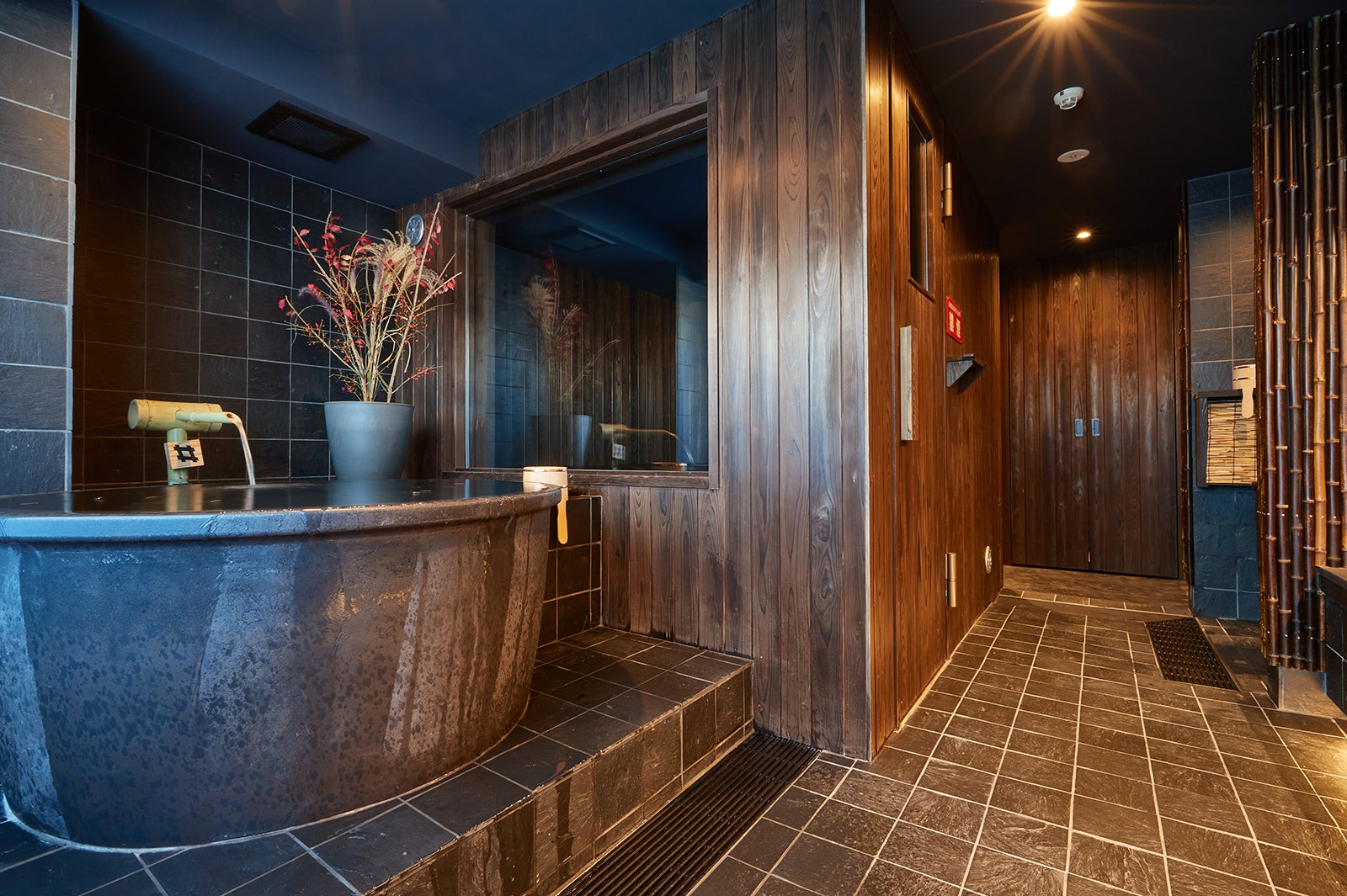 KAMAKURA HOTEL／画像提供：DDホールディングス