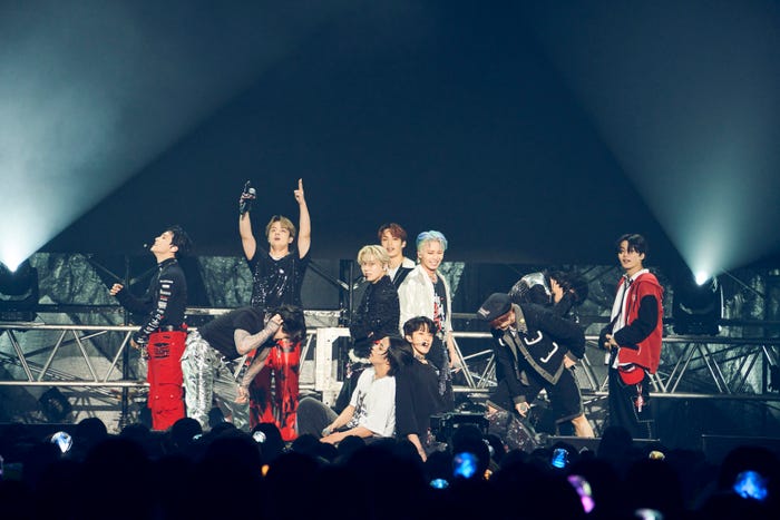 「Love seeker」初披露『JO1 8TH SINGLE“HITCHHIKER” PREMIUM PRE-SHOWCASE「Where is my love?』(C)LAPONE Entertainment