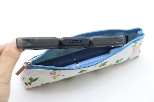 キャンパス キャンパス