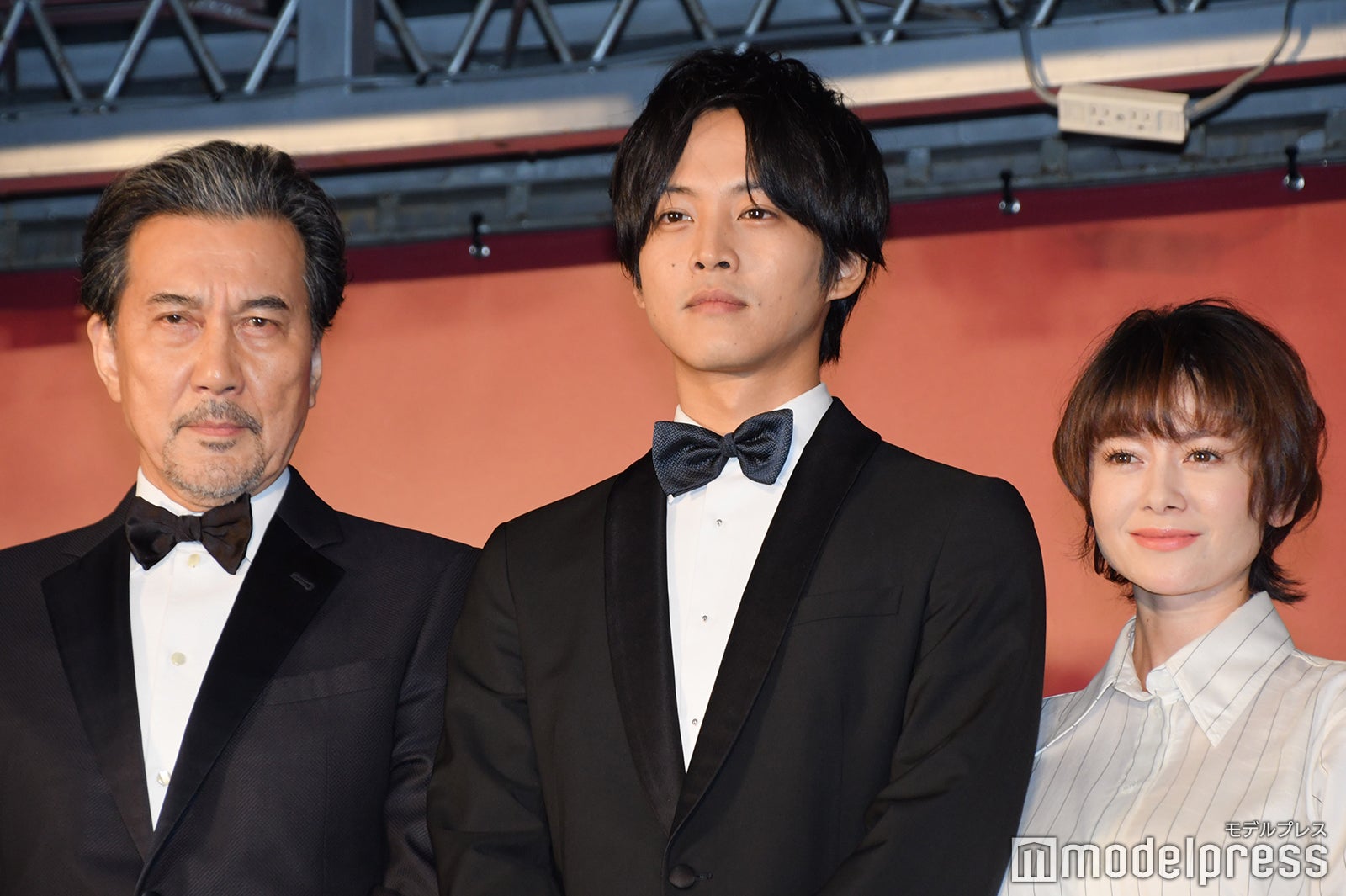 役所広司、松坂桃李、真木よう子（C）モデルプレス