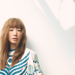 YUKI、有村架純主演の映画「コーヒーが冷めないうちに」主題歌を書き下ろし<コメント到着>