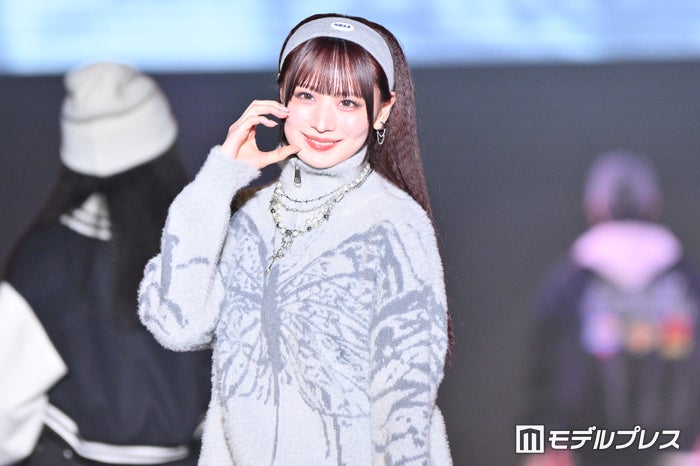 表情が可愛すぎてバズったアイドル・CANDY TUNE立花琴未、ウェービーヘア×ファーソックスで印象ガラリ【TGCしずおか2025】