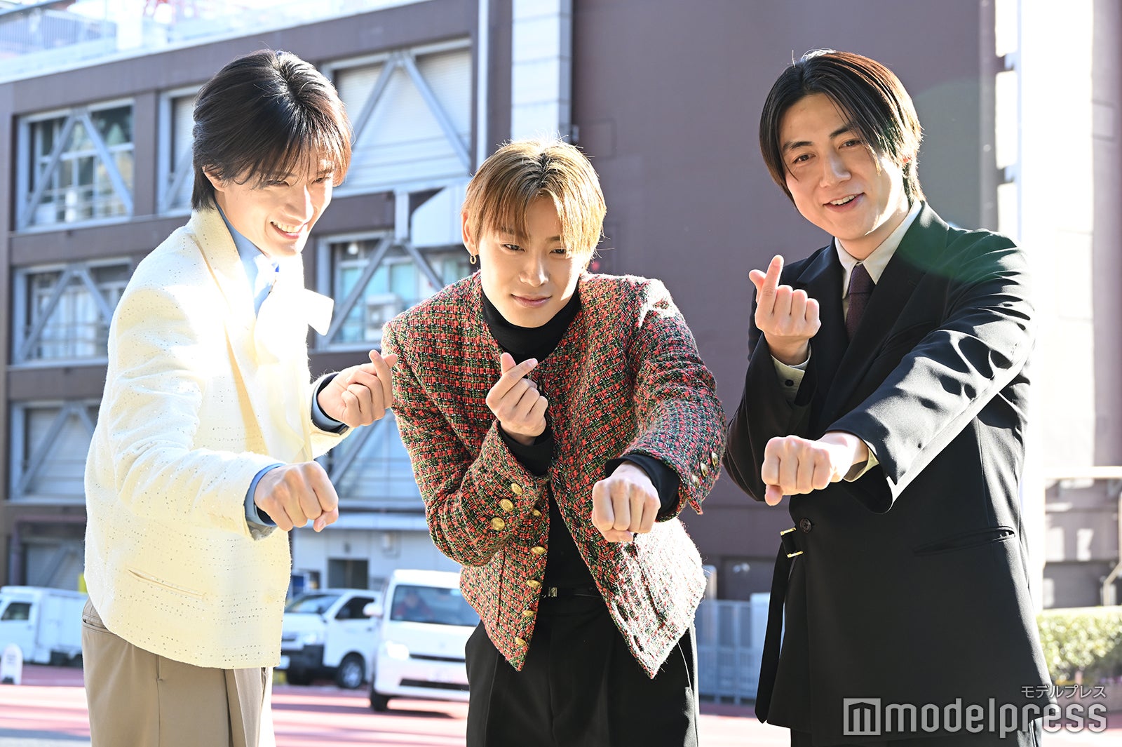 山中柔太朗、高松アロハ、八重樫風雅監督（C）モデルプレス