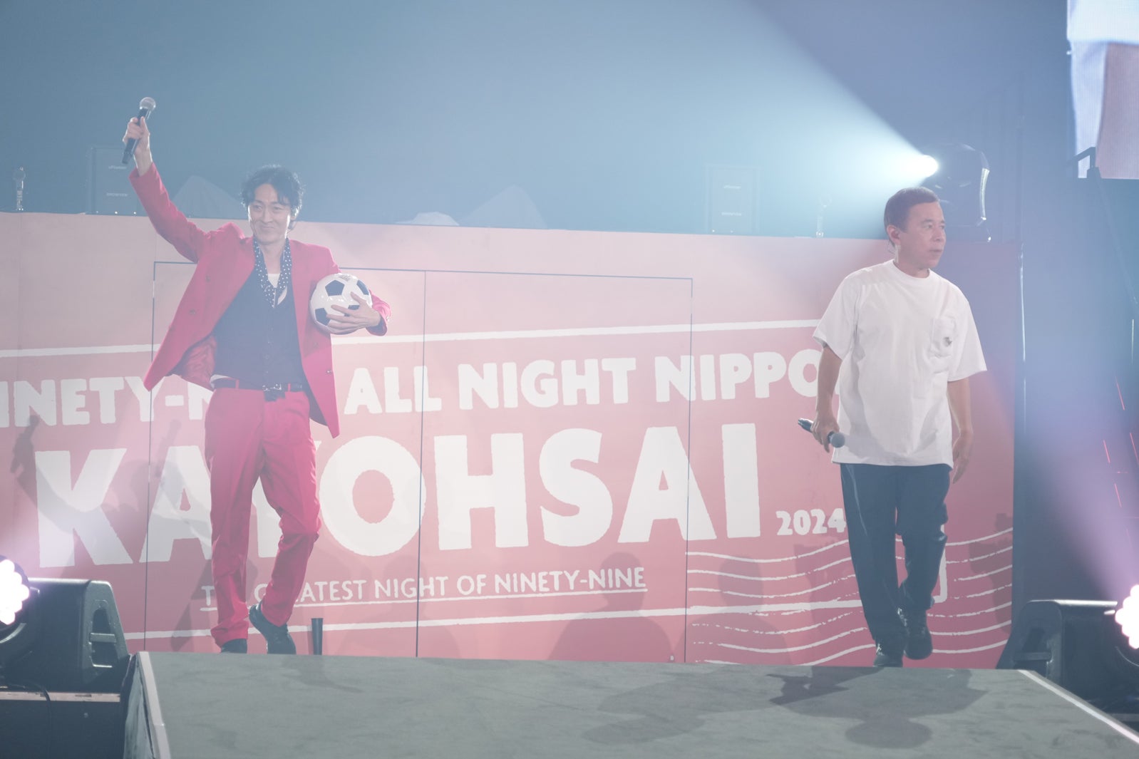 矢部浩之、岡村隆史「ニッポン放送開局70周年記念ナインティナインのオールナイトニッポン歌謡祭」（提供写真）