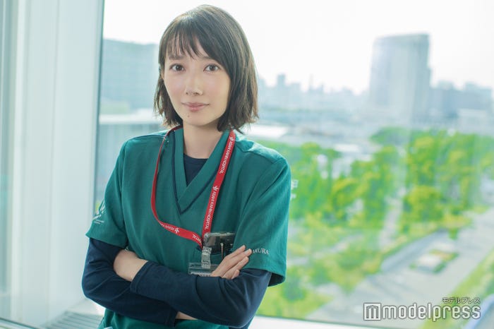 波瑠(C)モデルプレス