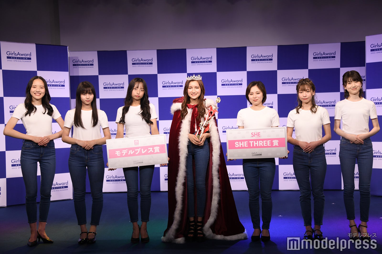 か子さん、松戸珠音さん、中村桃彩さん、アシュトンすみれジャズミンさん、宮之脇那帆さん、りなさん、野口紫穂さん（C）モデルプレス