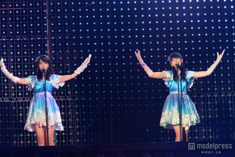 「AKB48 2013真夏のドームツアー～まだまだ、やらなきゃいけないことがある～」福岡公演1日目より（C）AKS