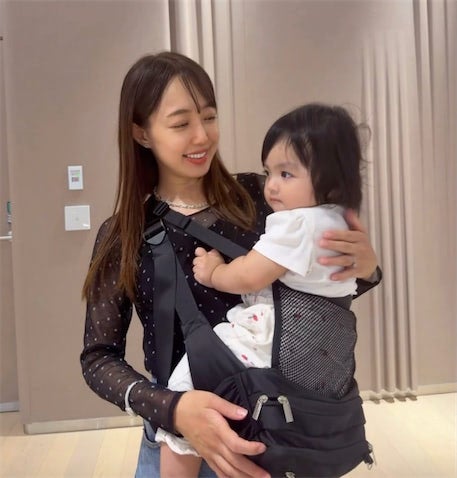 川崎希、次女・グーちゃんの成長を実感「私が抱っこしてるとすごく大きくみえる」