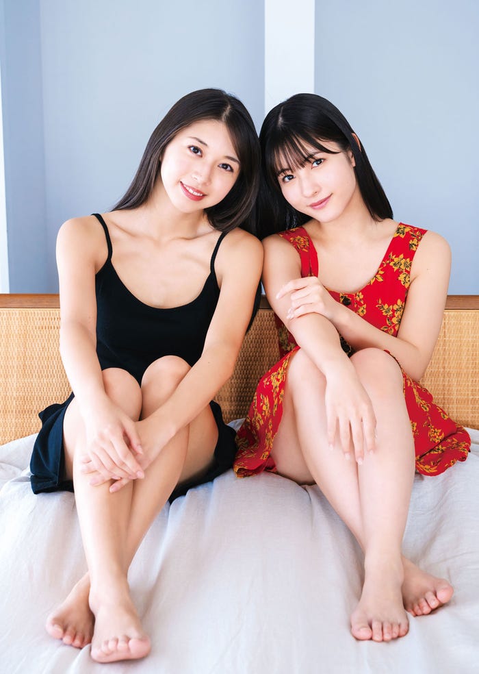牧野真莉愛、北川莉央(C)HIROKAZU/集英社