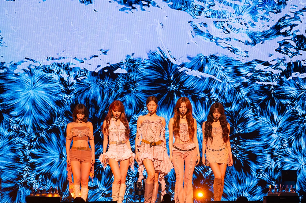 LE SSERAFIM／撮影：田中聖太郎写真事務所