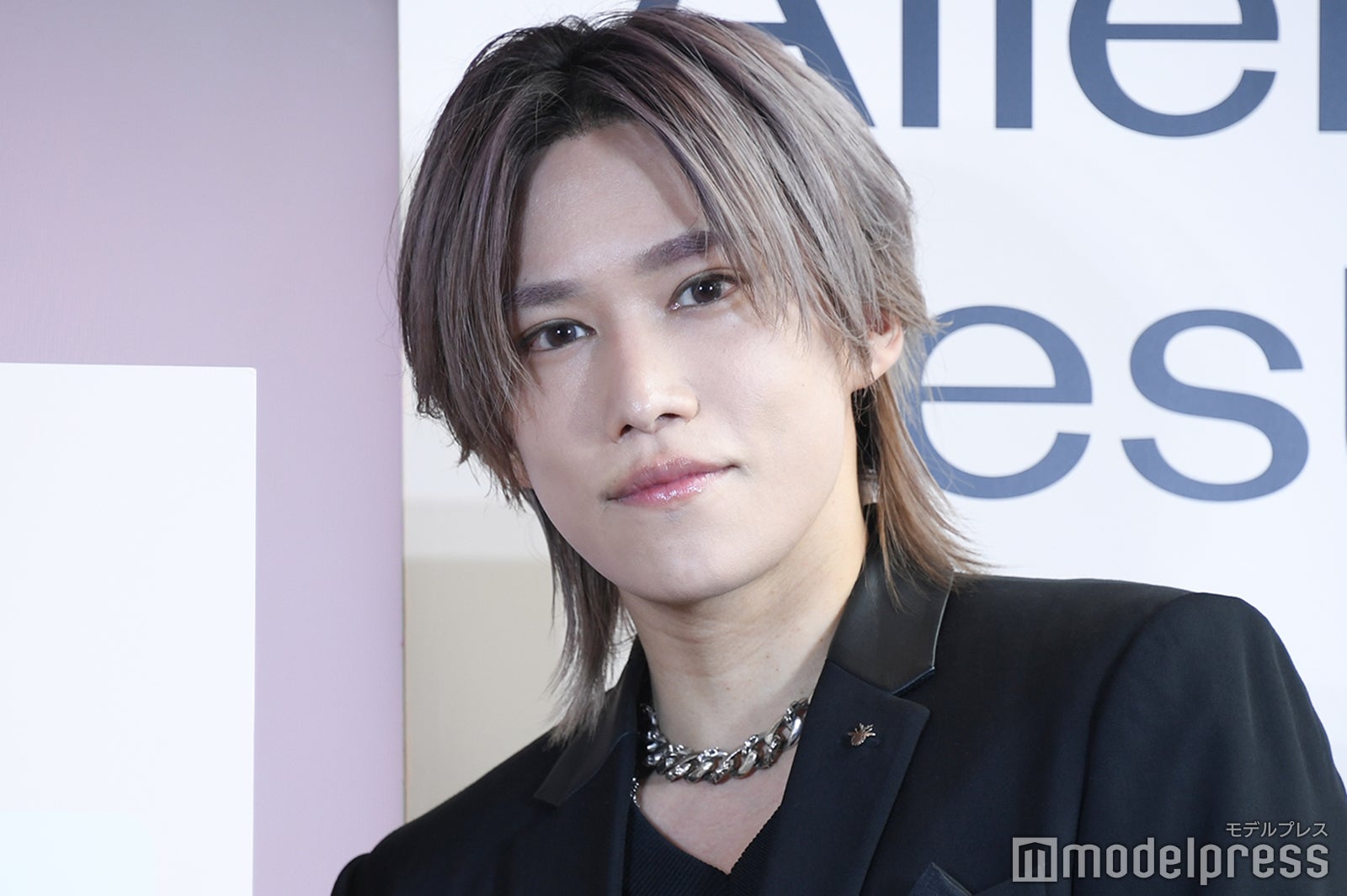 キスマイ千賀健永、美容医療でコンプレックス脱却 過去の施術も明かす「新しい自分に期待することを選んだ」