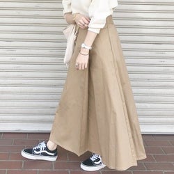 タイトもフレアも揃えたい♡チノスカートで作る春の大人カジュアル