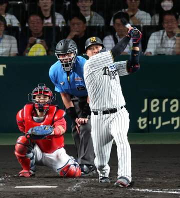 阪神・大山 森下＆輝に続いた！初回貴重な2点適時打 四回バックスクリーンへ16号 通算700打点にあと「1」