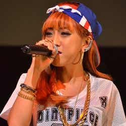 「Campus Summit 2013」でライブパフォーマンスを行ったJASMINE