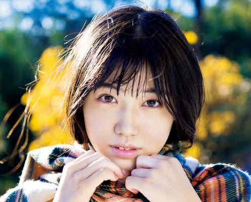 「ミスマガジン2021」和泉芳怜、美谷間際立つグラビアで魅了