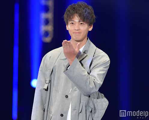 竹内涼真、TGCシークレット出演で歓声 投げキッスも<TGC2018S/S>