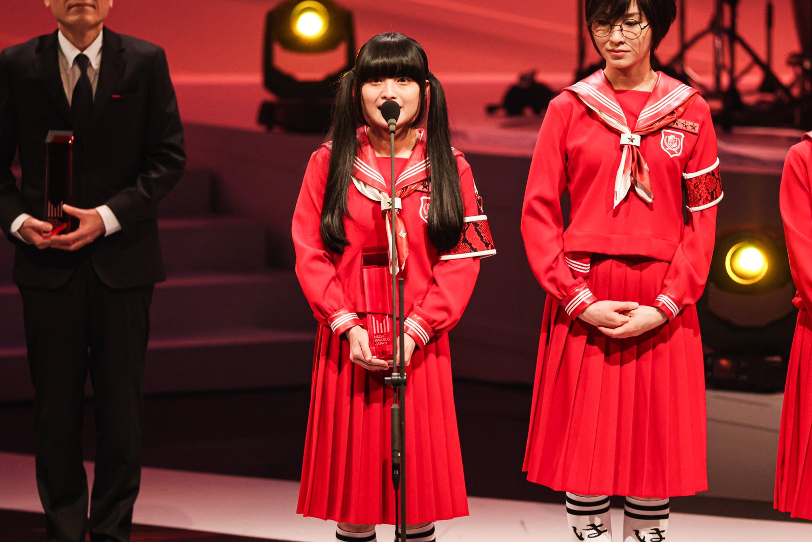 新しい学校のリーダーズ（C）CEIPA／MUSIC AWARDS JAPAN2025