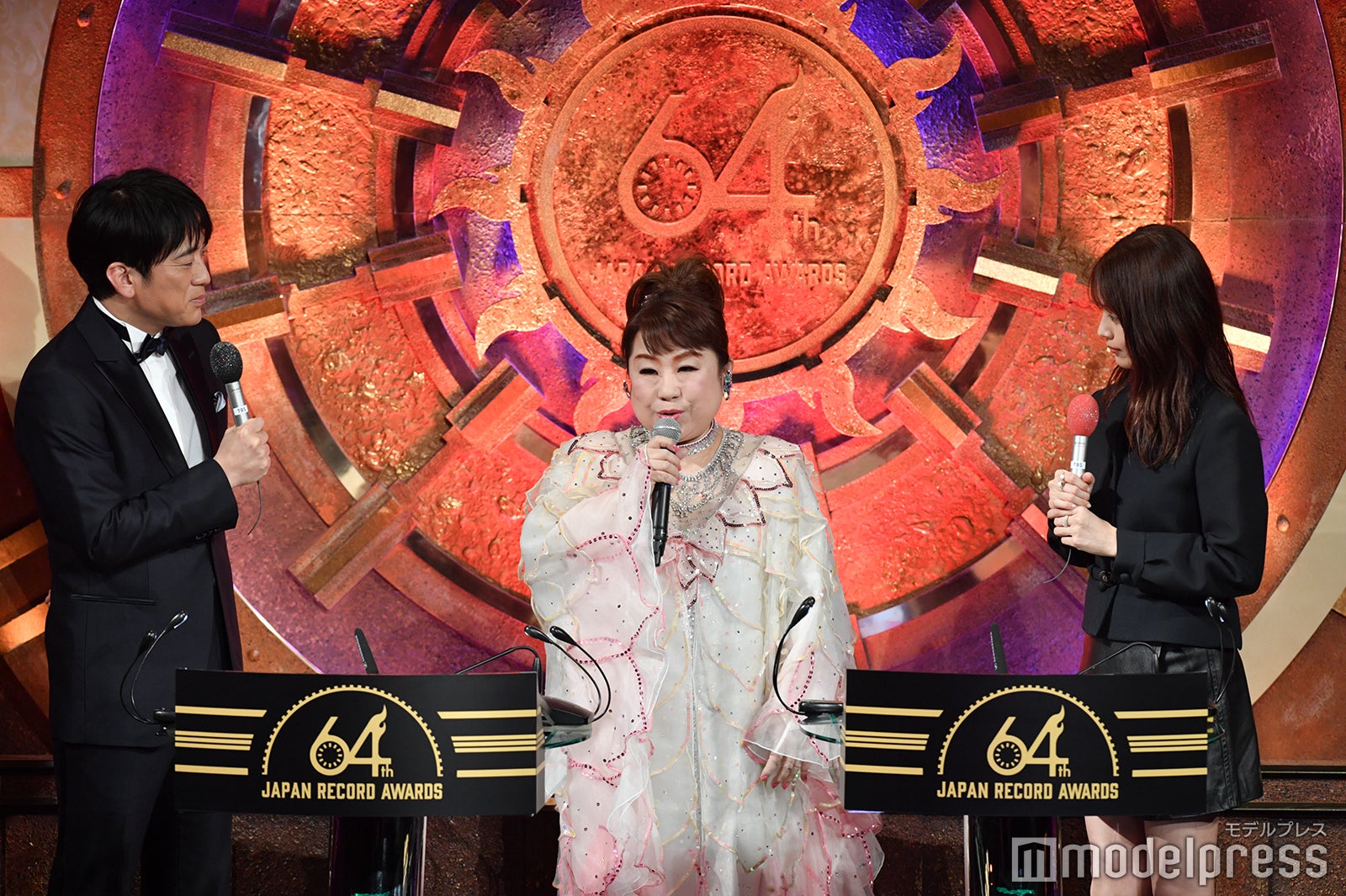 （C）モデルプレス