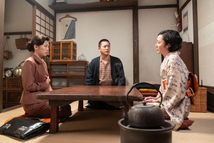 伊藤沙莉、三山凌輝、森田望智「虎に翼」第72話(C)NHK