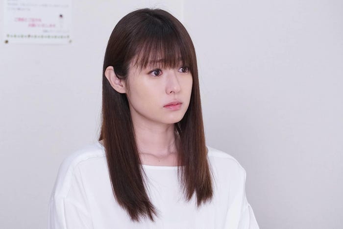 深田恭子/「隣の家族は青く見える」第8話より(C)フジテレビ