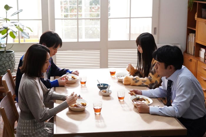 (左から)臼田あさ美、一ノ瀬颯、齋藤飛鳥、仲野太賀「いちばんすきな花」最終話(C)フジテレビ