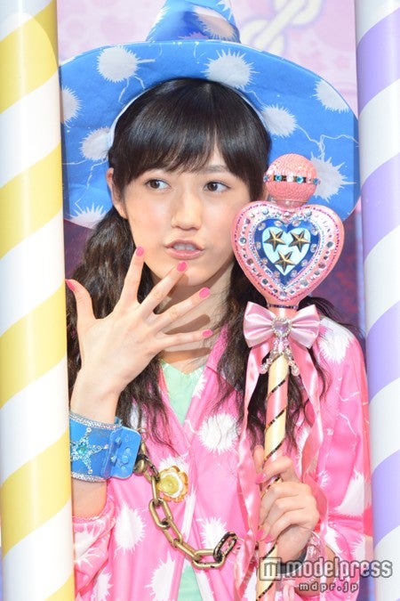 Amazon.co.jp: 渡辺麻友 劇場 レプリカ 神の手 AKB48 : おもちゃ