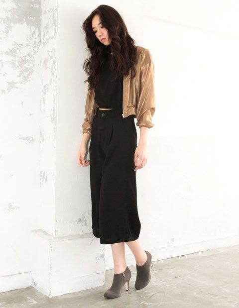 シフォンシアーカジュアルブルゾン「Re:EDIT by GALSTAR」3,898円（税込）／画像提供：Re:EDIT by GALSTAR