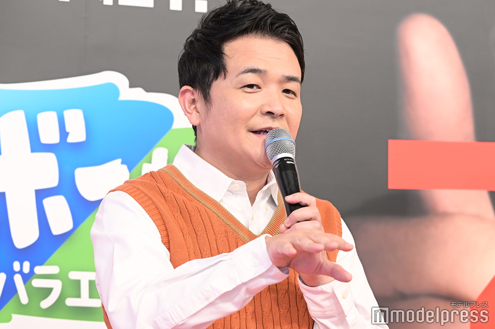 ノブ／千鳥（C）モデルプレス