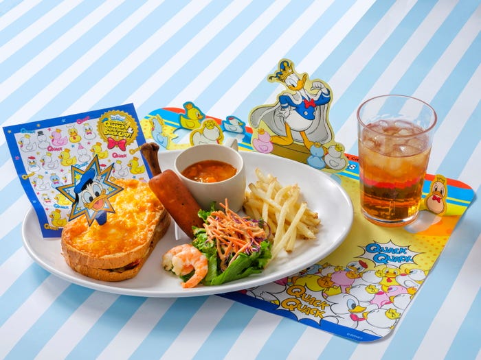 ドナルドのワッキークラシックセット 2,480円 販売店舗:「プラザパビリオン・レストラン」(C)Disney