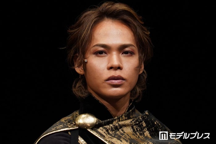 KAT-TUN上田竜也、初共演・佐々木蔵之介に「餌付けされました」互いへの信頼語る【破門フェデリコ～くたばれ！十字軍～】