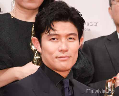 鈴木亮平「今日も朝を迎えられることに感謝」阪神・淡路大震災での被災受け祈りの言葉つづる