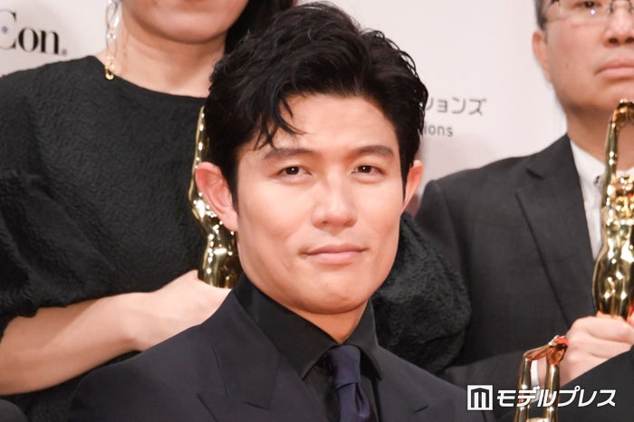 鈴木亮平“お知らせ”を予告「自分としてはなかなかのニュースです」