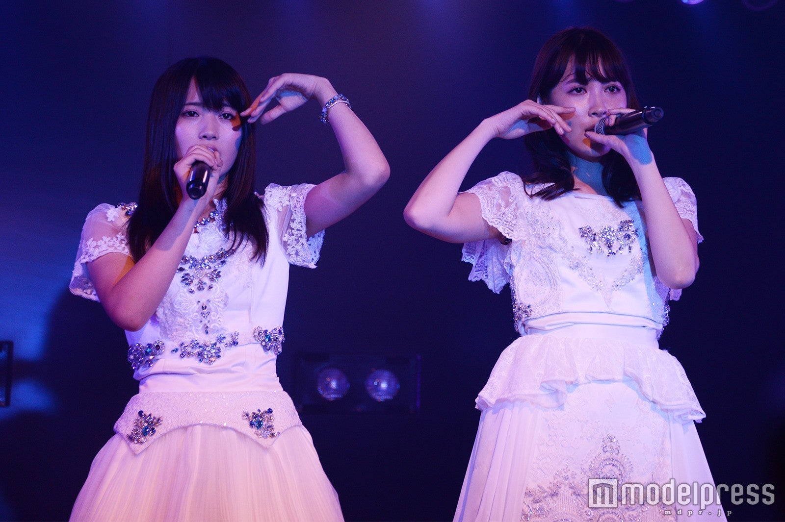 岡部麟、小嶋陽菜「小嶋陽菜好感度爆上げ公演」（C）モデルプレス