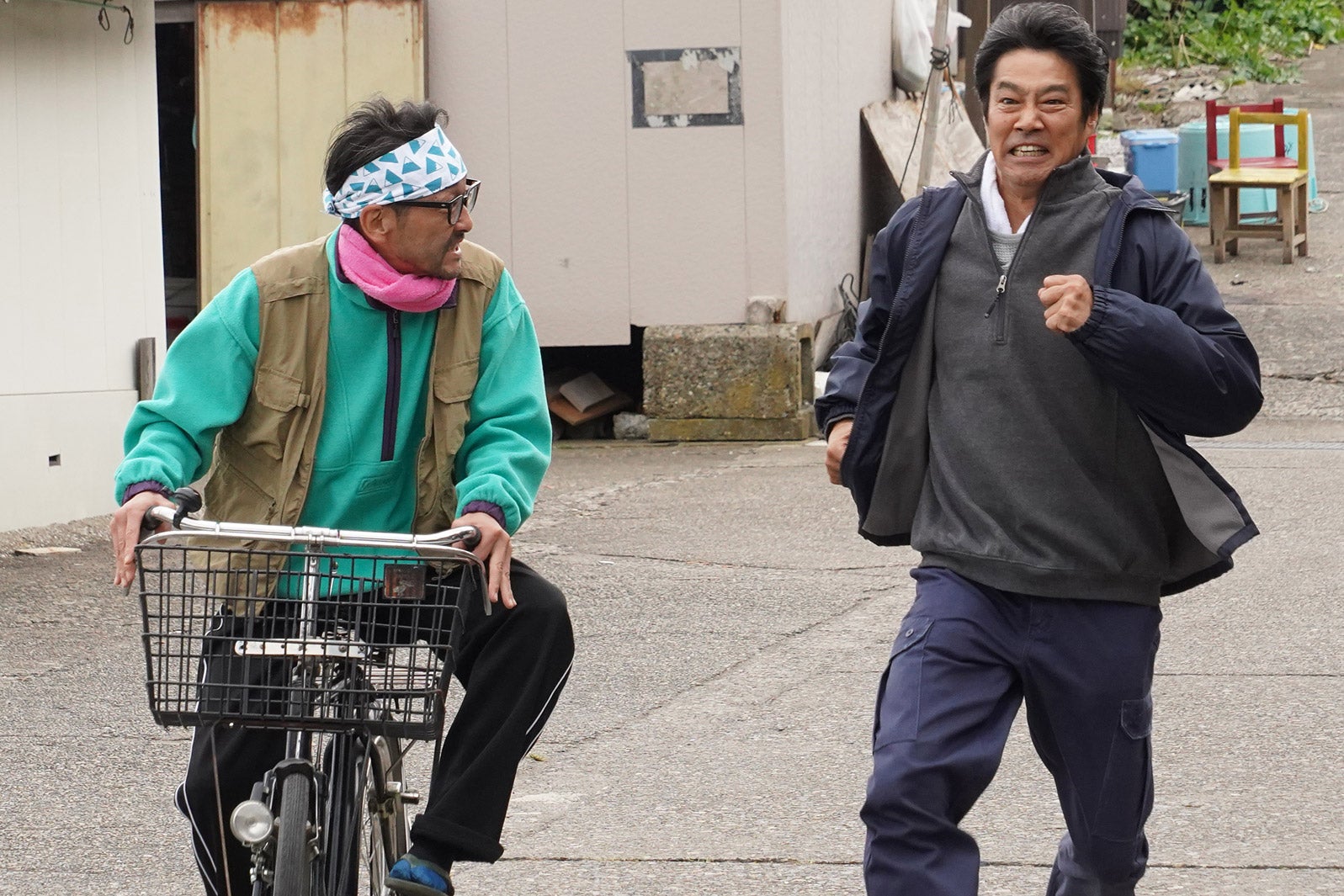 吹越満、堤真一「ファーストペンギン！」第5話より（C）日本テレビ