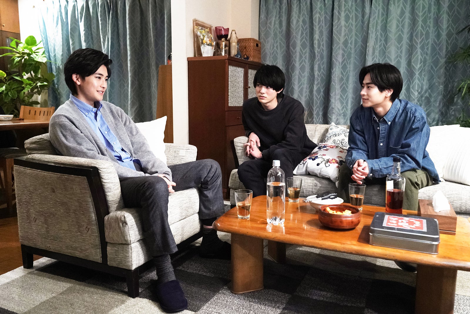 高橋文哉、前田拳太郎、前田旺志郎 「女神の教室～リーガル青春白書～」第6話より（C）フジテレビ