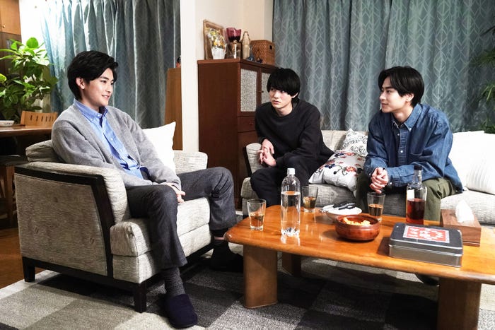 高橋文哉、前田拳太郎、前田旺志郎 「女神の教室~リーガル青春白書~」第6話より(C)フジテレビ