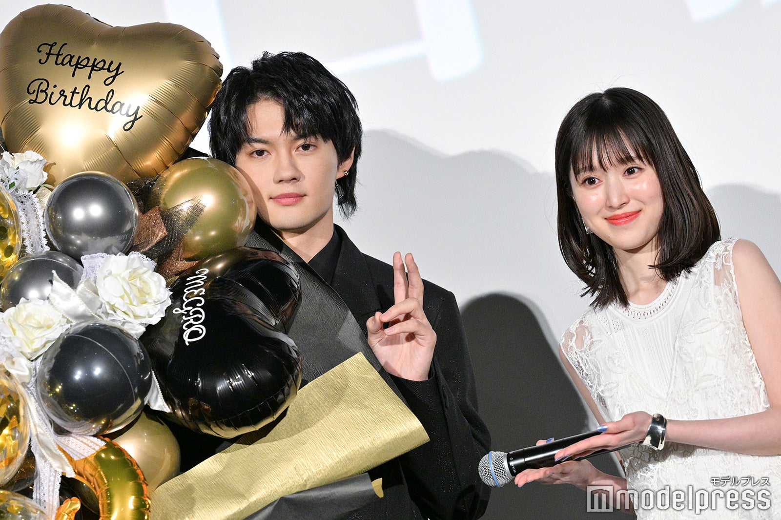 佐野勇斗、福本莉子（C）モデルプレス