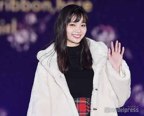 新川優愛、もこもこアウターで冬のモテコーデ<GirlsAward 2018 A/W>
