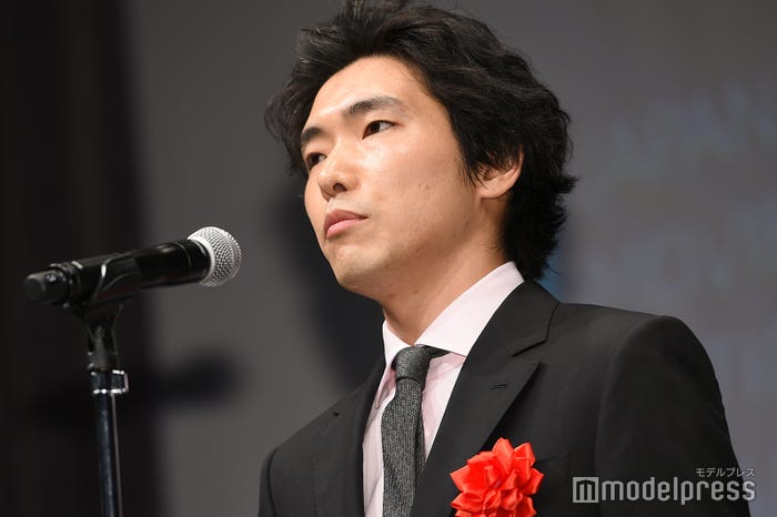 柄本佑(C)モデルプレス