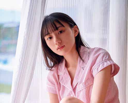 乃木坂46川崎桜、すっぴんで太ももギリギリ美脚披露 5期生写真集「あの頃、乃木坂にいた」カット解禁