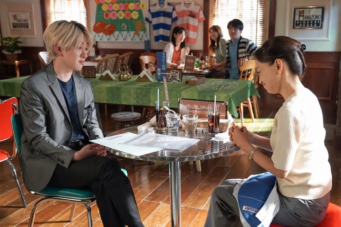 横山裕、永作博美/「舞いあがれ!」第78話(C)NHK