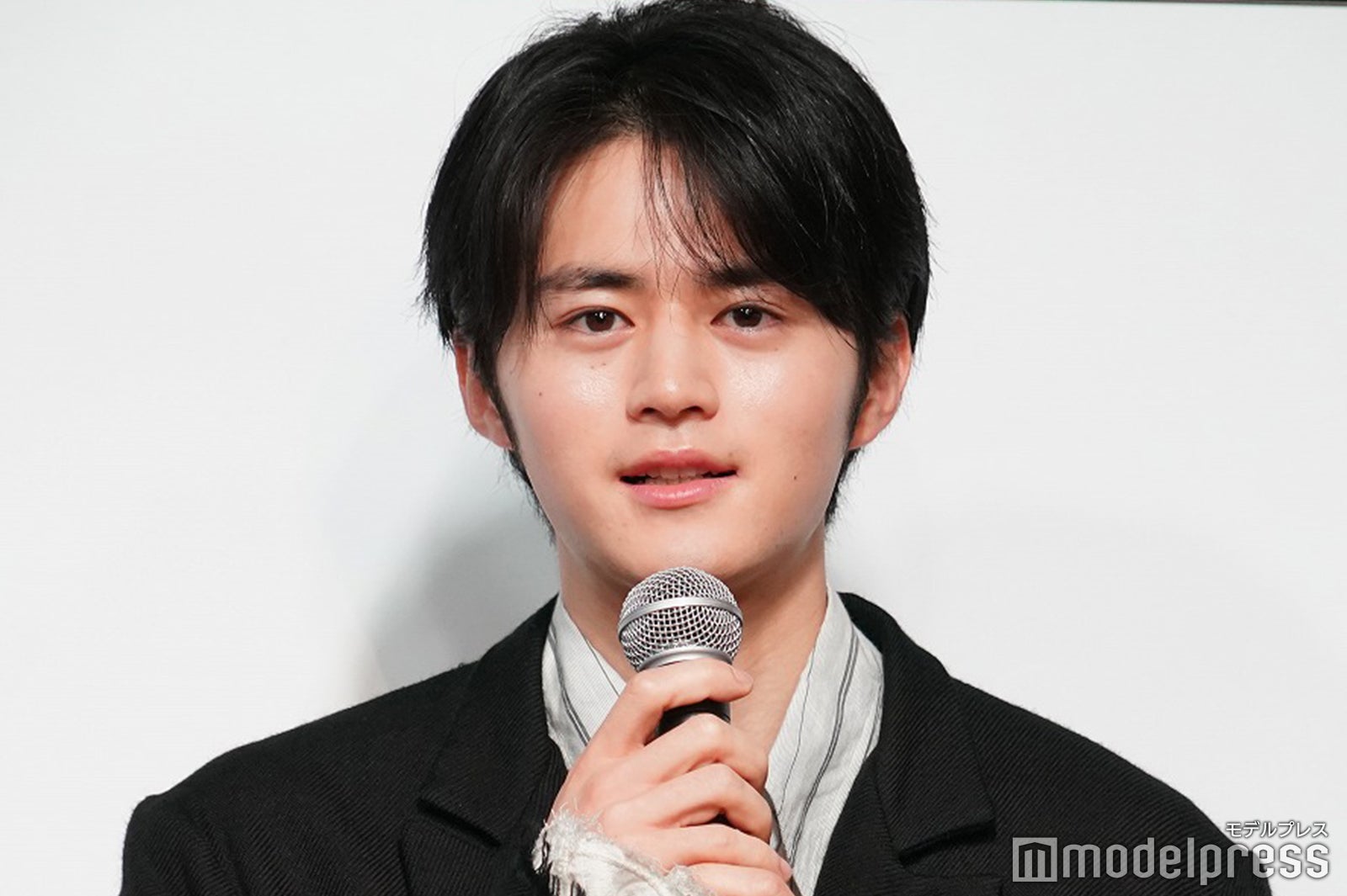 鈴鹿央士（C）モデルプレス